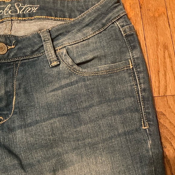 Old Navy Rockstar Blue Denim Jeans - Picture 4 of 7